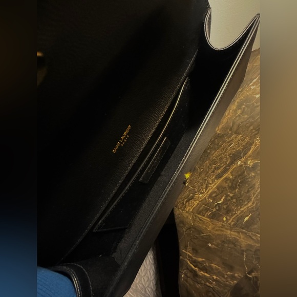 SAINT LAURENT KATE CLUTCH IN GRAIN DE POUDRE EMBOSSED LEATHER BLACK - Picture 3 of 5